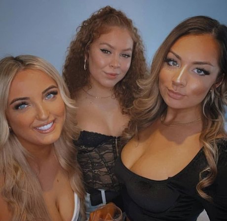 Nacktes geleaktes OnlyFans-Foto von Olivia D
