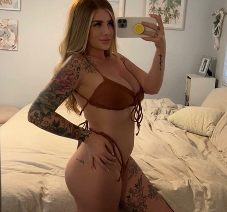 Nacktes geleaktes OnlyFans-Foto von Kyleen Irvine