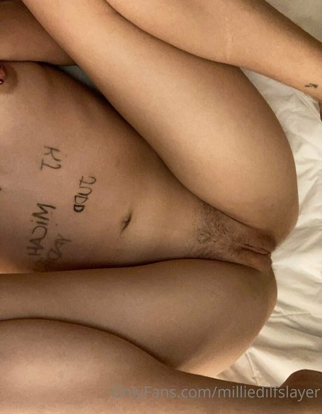 Nacktes geleaktes OnlyFans-Foto von Milliedilfslayer