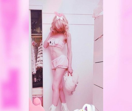 Nacktes geleaktes OnlyFans-Foto von Sarinavalentina