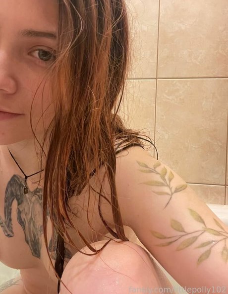 Nacktes geleaktes OnlyFans-Foto von Littlepolly102