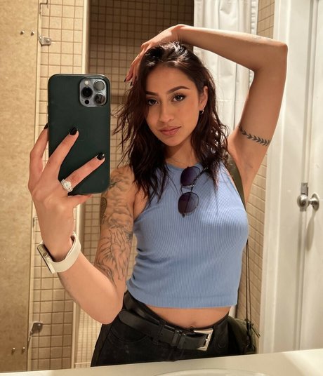 Nacktes geleaktes OnlyFans-Foto von Latina Beauties
