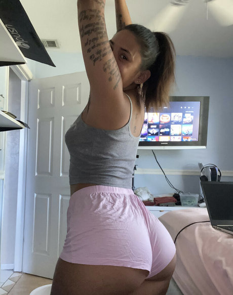 Nacktes geleaktes OnlyFans-Foto von Yas Or Nathali Nostades