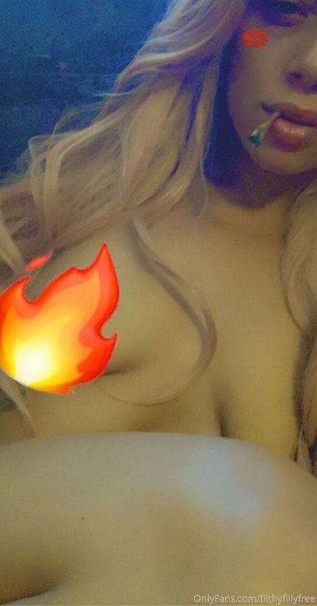 Nacktes geleaktes OnlyFans-Foto von Filthyfillyfree