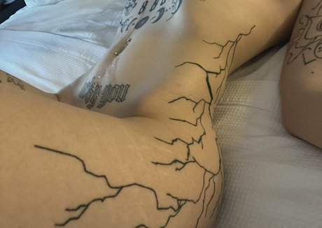 Nacktes geleaktes OnlyFans-Foto von Bondagebunn1e