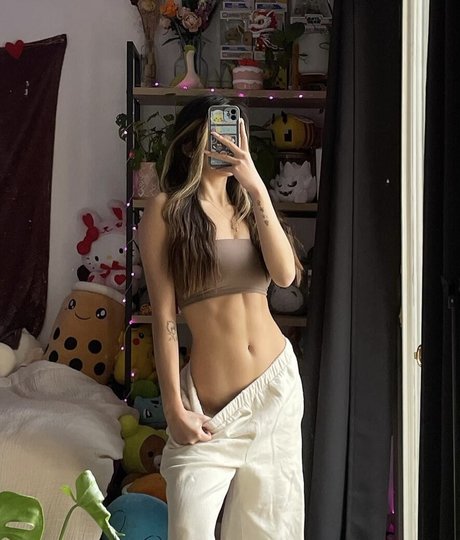 Nacktes geleaktes OnlyFans-Foto von Derpdream