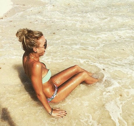 Nacktes geleaktes OnlyFans-Foto von Jakki Farmer