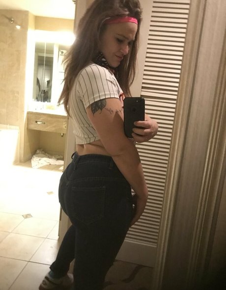 Nacktes geleaktes OnlyFans-Foto von Trophygirlfriendk