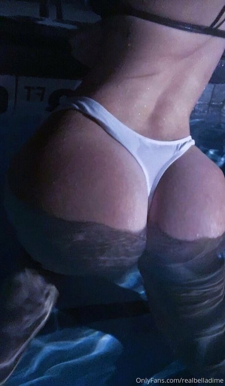 Nacktes geleaktes OnlyFans-Foto von Isabellaxrated