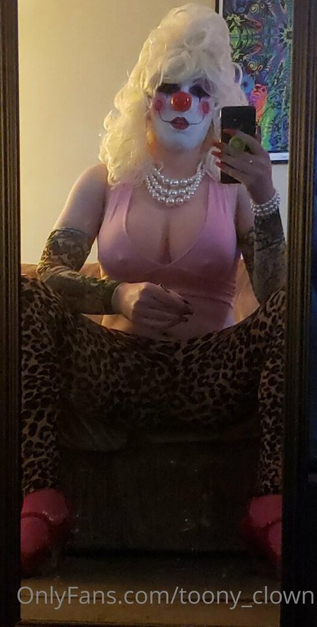 Toony_clown