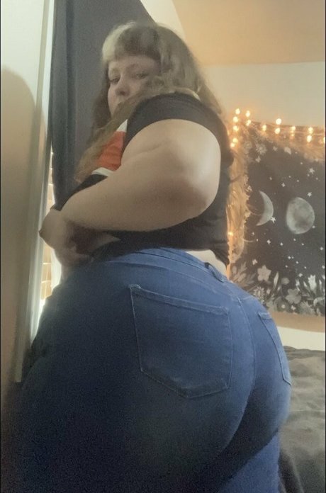 Nacktes geleaktes OnlyFans-Foto von Fatassgoddess