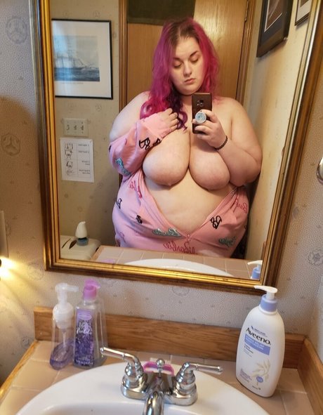 Nacktes geleaktes OnlyFans-Foto von Xoautumnhartxo