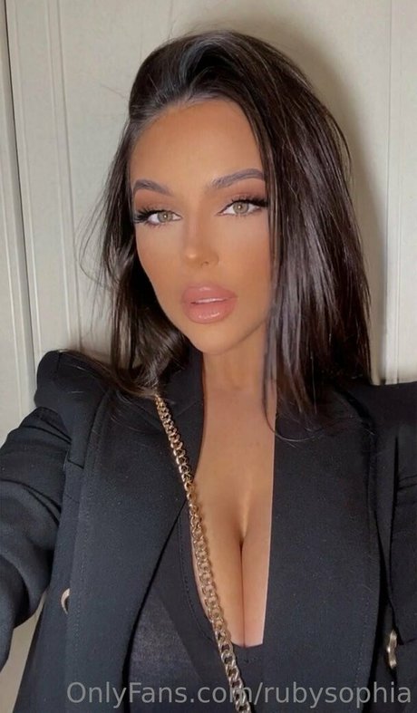 Nacktes geleaktes OnlyFans-Foto von Sophie Ruby Blake