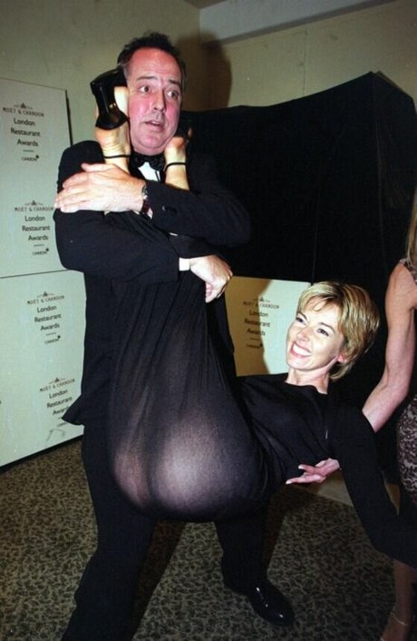 Mary Nightingale