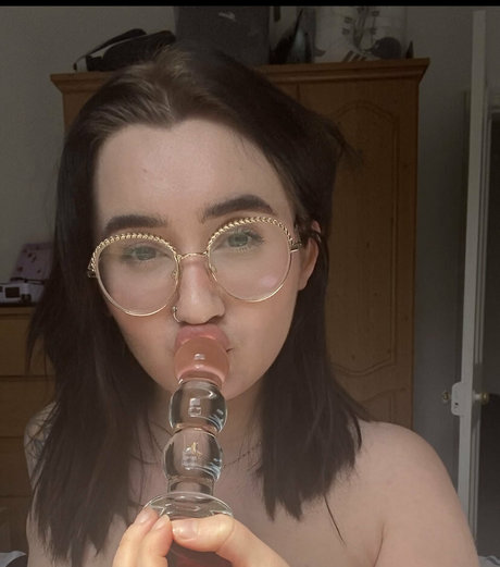 Nacktes geleaktes OnlyFans-Foto von Flxmeprincessfree