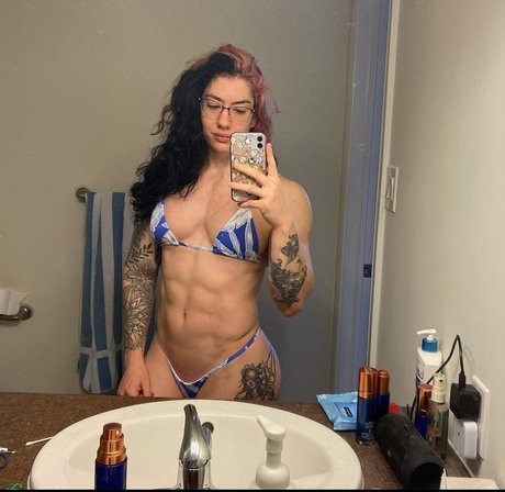 Nacktes geleaktes OnlyFans-Foto von Natasha Aughey