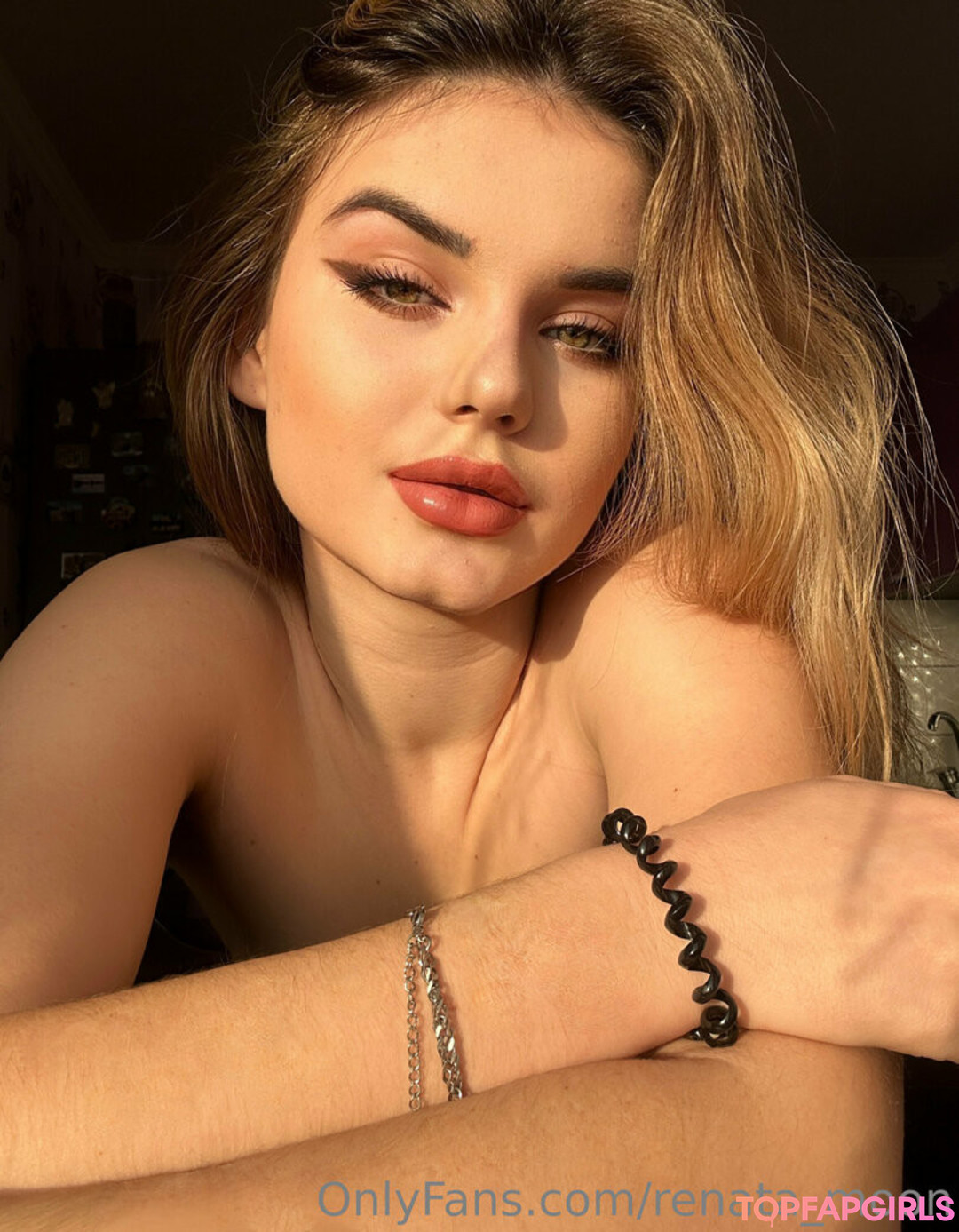 Nacktes geleaktes OnlyFans-Foto von Renatamoon #37 Nacktes geleaktes OnlyFans-Foto von Renatamoon #37