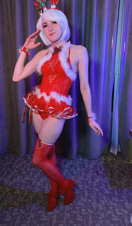 Mangoloo Cosplay