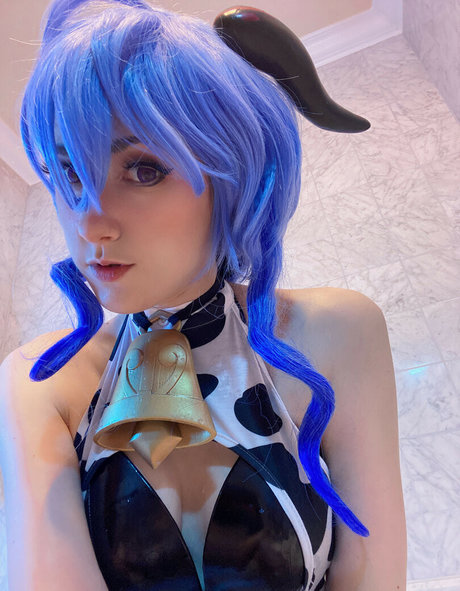 Mangoloo Cosplay