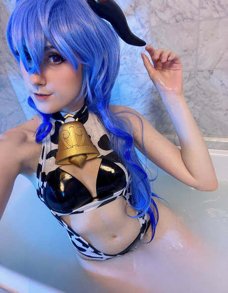 Mangoloo Cosplay