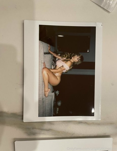Angelyoungsxxx