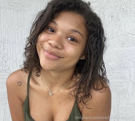 Nacktes geleaktes OnlyFans-Foto von Michelleanderson