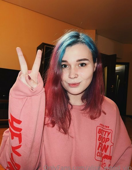 Nacktes geleaktes OnlyFans-Foto von Alicewoodvip