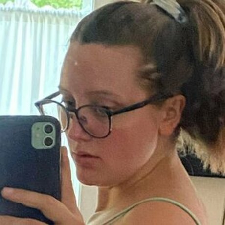 Nacktes geleaktes OnlyFans-Foto von Onlyfromsaraa