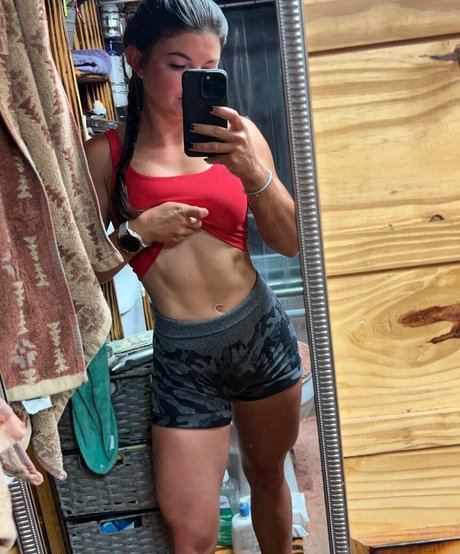 Hannah Barron