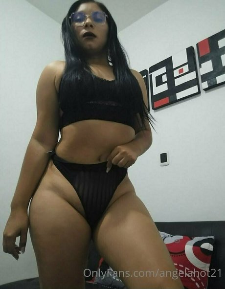 Angelahot21