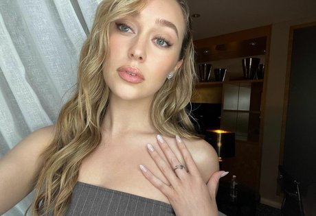 Alycia Debnam Carey
