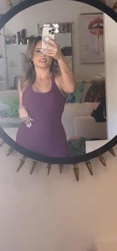 Nacktes geleaktes OnlyFans-Foto von Kayla Braxton
