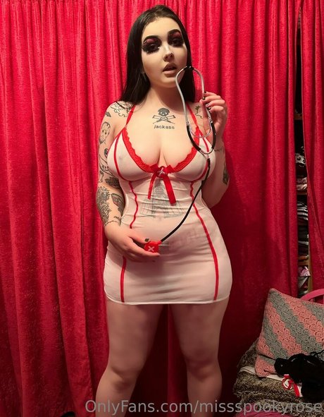 Missspookyrose