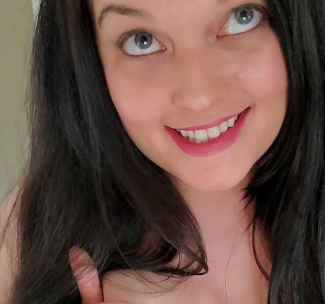 Nacktes geleaktes OnlyFans-Foto von Thelaurajohnson