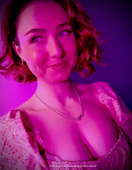 Nacktes geleaktes OnlyFans-Foto von Whisperaudios Asmr