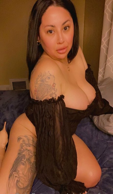 Nacktes geleaktes OnlyFans-Foto von Gigiskyyfree
