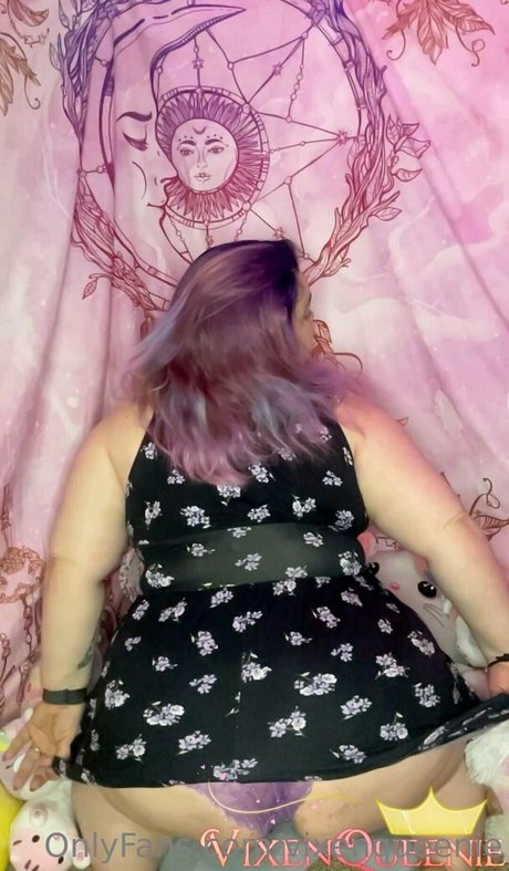 Nacktes geleaktes OnlyFans-Foto von Vixenqueenie