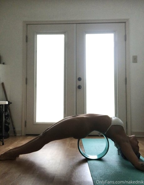 Nacktes geleaktes OnlyFans-Foto von Nakedintelligenceraw