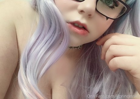 Nacktes geleaktes OnlyFans-Foto von Darlingsub