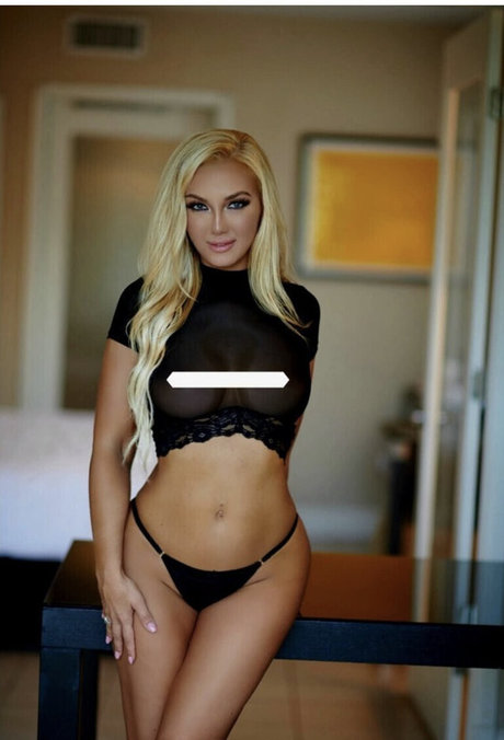 Nacktes geleaktes OnlyFans-Foto von Tashaxann