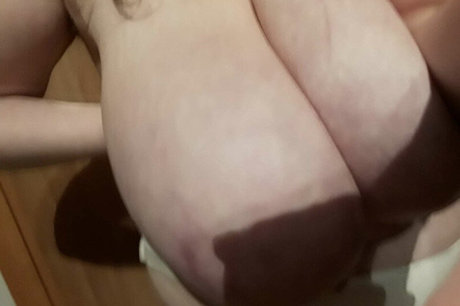 Nacktes geleaktes OnlyFans-Foto von Nona Sokolova