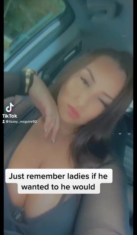 Nacktes geleaktes OnlyFans-Foto von Lizzy Maguire