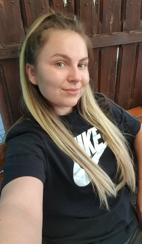 Nacktes geleaktes OnlyFans-Foto von Tsdelia