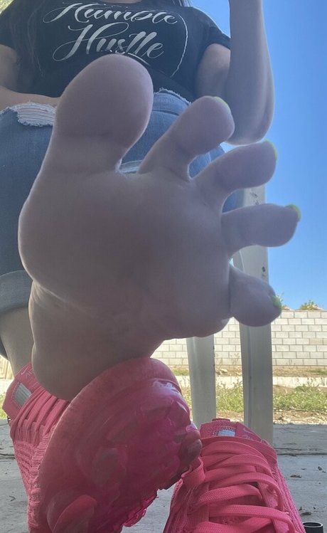 Nacktes geleaktes OnlyFans-Foto von Servingfet