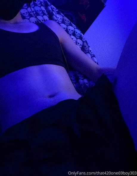 Nacktes geleaktes OnlyFans-Foto von That420one69boy303