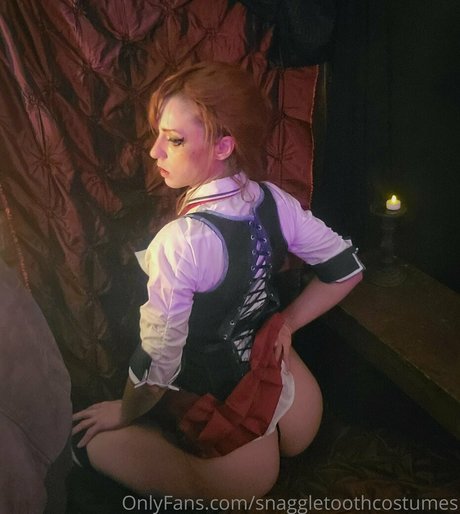 Nacktes geleaktes OnlyFans-Foto von Snaggletoothcostumes