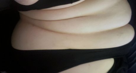 Nacktes geleaktes OnlyFans-Foto von Veronikajade