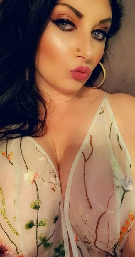 Nacktes geleaktes OnlyFans-Foto von Erotiqued