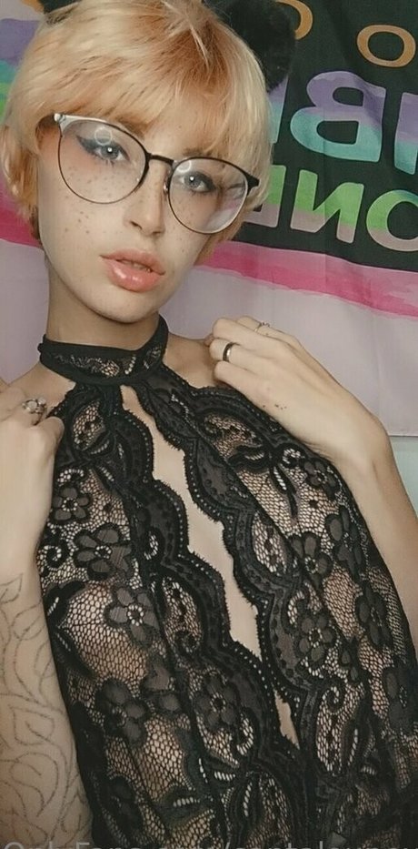 Nacktes geleaktes OnlyFans-Foto von Cantaloupexo