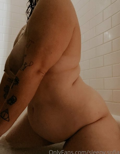 Nacktes geleaktes OnlyFans-Foto von Sleepysofia